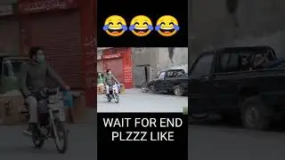 Scary box 📦 prank on people funny reaction 😂😂 #shorts Pranks funny shorts