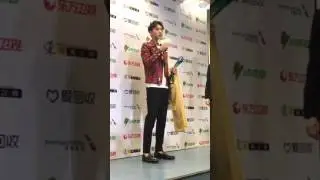 170327 weizhou - interview at 24th Chinese Top Ten Music Awards