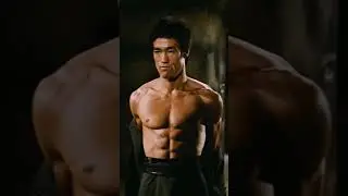 Bruce Lee demonstrating kung strike #martialarts #actor #legendary #kungfu #brucelee