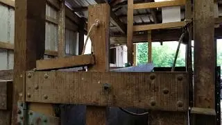Homemade cattle head lock