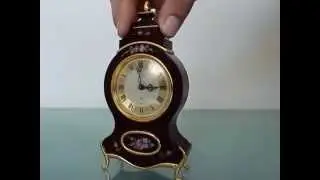 HELVECO Neuchatel 7 Jewels Musical Alarm Mantel Shelf Desk TOP Clock Switzerland 8 days Swiss