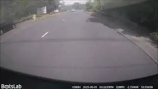 STUPID VAN DRIVER ENTERS THE ISLAND WITHOUT STOPPING