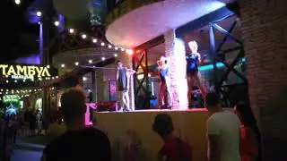 Dance Club 
