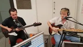 Ocean Flaws - Gooey (live at Phoenix FM)