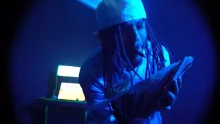 Luhh Dj - On The Floor (Official Music Video)