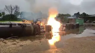 Aluminum Powder + Rain