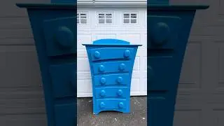 I thrifted the funkiest furniture ever made 💙😍 #maximalism #diy #thrifted #haul #interiordesign