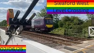Sleaford West Level Crossing (02/06/25)