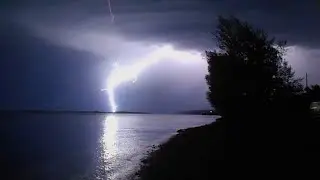 Молния в замедленном действии!!!