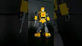 G1 Bumblebee  Transformer MP45 #transformers #hasbro #bumblebee #takaratomy #art #lifestyle