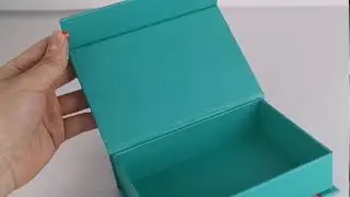 Electronic packaging box