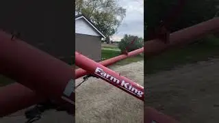 Farm-King 10-82 Grain Auger