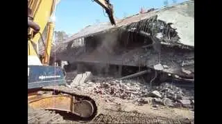 ازالات التعدى على الاراضى الزراعيه بالمنوفيه.wmv