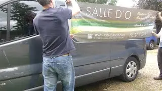 Pose d'autocollant sur véhicule | www.autocol.fr