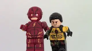 Custom LEGO CW Flash minifigures (Flash & Reverse Flash)