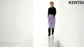 Damenbluse 1568 & Bistrosch&uuml;rze 31040 Kentaur catwalk DE 03