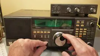 Yaesu FRG 8800 Receiver & Yaesu FRA 7700 Active Antenna RF Preamplifier. Coverage range 150KHz/30MHz