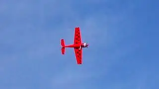 Giant YAK54 with 3W 4 cylinder @ Tunes - December 2021