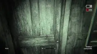 I outran the fastest enemy in outlast II (No speed hacks, Controller run, Limited battery)