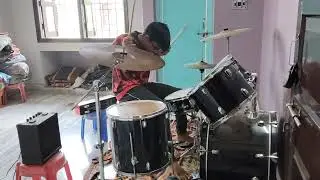 THROUGH THE FIRE AND FLAMES Drum Cover @dragonforce @geeanzalone 