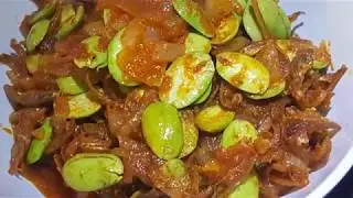 Anchovy (Ikan Bilis) Petai Sambal : Chilli Paste with an Out-of-the-World Taste