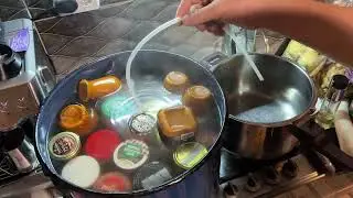 Как безопасно слить горячую воду при стерилизации банок