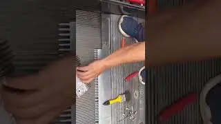 #Escalator 