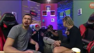 TRETA NA LIVE DO P&Acirc;NICO ALN1001 X LUARA PANICAT