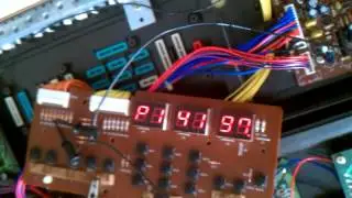 Korg Poly 800 Data Dial---  In Action changing parameter.