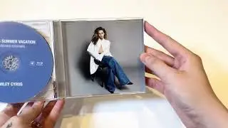 [Unboxing] Miley Cyrus - Endless Summer Vacation: Backyard Sessions (CD + Blu-ray)