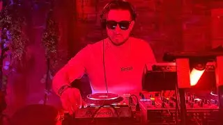 VIBRA - TECH HOUSE EXPERIENCE IN CT- USA 