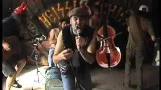 AC/DC Thunderstruck covered by HEISSI SCHISSI:  Donnerschlag