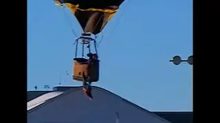 Мужчина выпал из воздушного шара