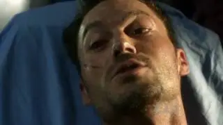 Smallville Metallo in the hospital