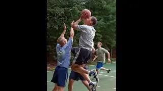 Barack Obama shooting 3 pointer