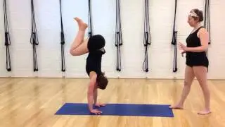Advanced yoga pose - Viparita Chakrasana