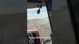 #lime #rowdy #tractorstunt #rowcrop #farming #spring #automobile #farm #fyp #foryou #foryourpage