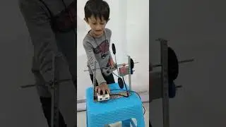A 6 year kid made a Fun Ride Robot... 😱
