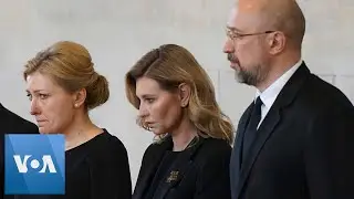 Foreign Dignitaries Pay Respects to Queen Elizabeth