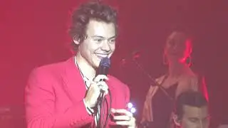 [4K] Harry Styles Talking to the Crowd Part3 (Live on Tour 2018 Manchester)
