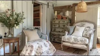 Shabby Chic Cottage Style That Feels Warm and Uncomplicated