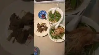 Homemade pho 🍲 cooked with beef back ribs very delicious, flank steak so juicy 👍