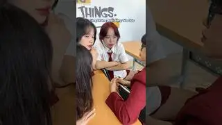 T&igrave;nh bạn bay m&agrave;u v&igrave; c&aacute;i caravat :) | Thời trang nữ sinh Ch&acirc;u &Aacute; | Tiktok Hologramvnn #shorts