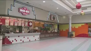 Merle Hay Food Court Restaurants face closure due to ice arena construction
