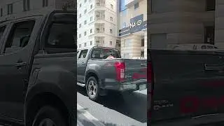 Kalau rindu itu berat,biar jalanan Makkah ini yang mengobatinya. semoga 2026langkahmu ke Haramain 🤲