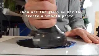 Handmade oil paint in one minute
