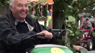 Friedewalde; Festumzug zum Dorfgemeinschaftsfest 2013
