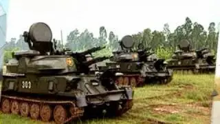 sức mạnh xe tăng và pháo binh Việt Nam.wmv