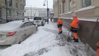 Walking in snowy Moscow (virtual hike w/ ASMR/binaural sound)