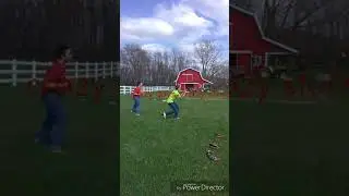 Catching baseballs barehanded 😱😱